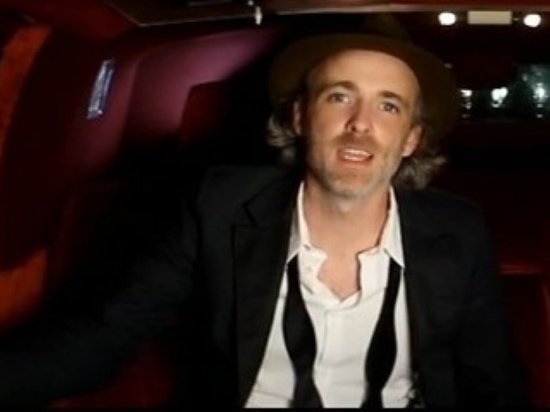 Fran Healy in a still from the song Buttercups