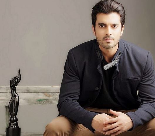 Gashmeer Mahajani With His Filmfare Award