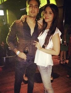 Gaurav S Bajaj drinks alcohol