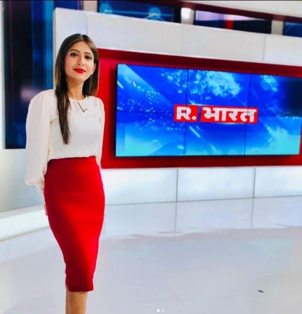 Gayatri Sharma as an anchor for Republic Bharat