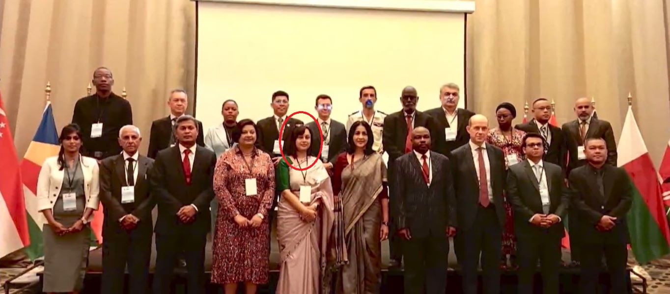 Geetika with delegates from different countries