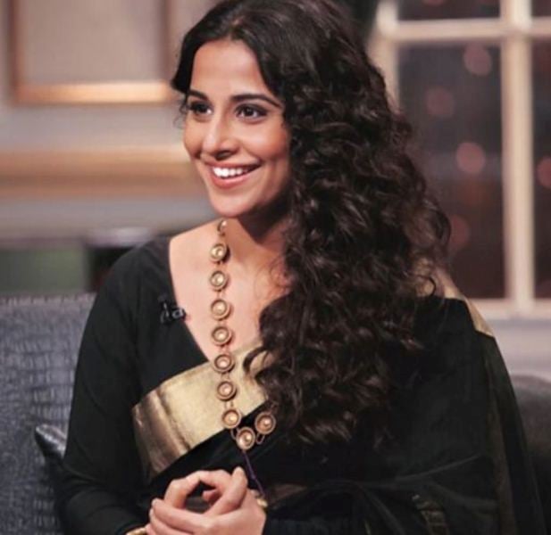 Gold Plated Buttons Long Neckpiece worn by Vidya Balan
