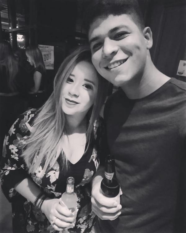 Guilherme Vilar while having alcohol with Leticia Tavares