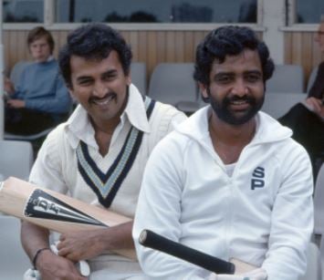 Gundappa Viswanath with Sunil Gavaskar
