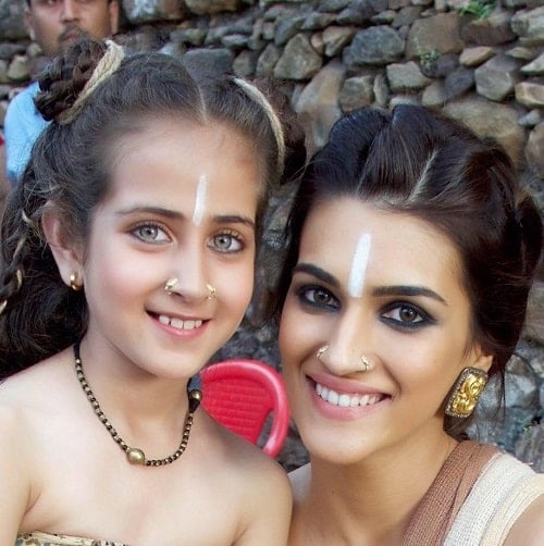 Gurket Kaur with Kriti Sanon on the sets of Raabta