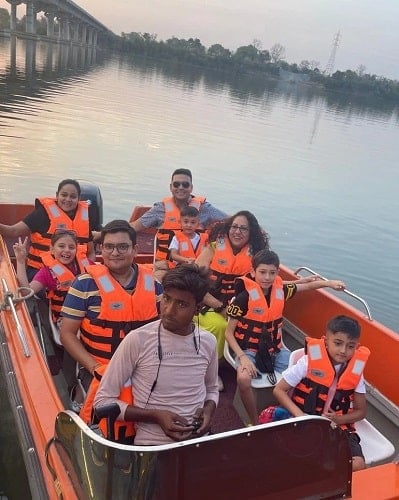 Hardika Sharma during her vacation