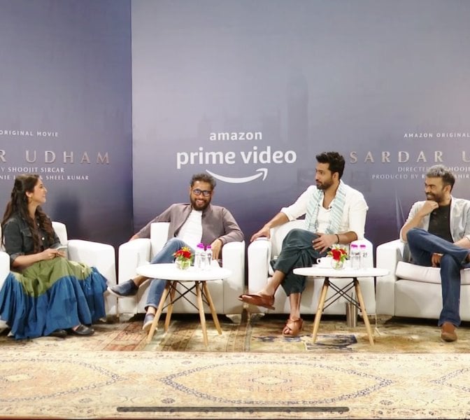 Hareem Farooqui taking Vicky Kaushal