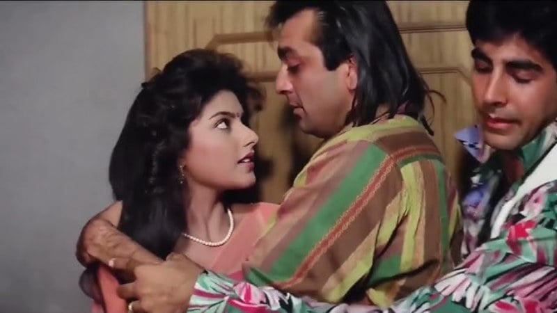 Heera Rajagopal in a still with Sanjay Dutt and Akshay Kumar from the film Amaanat (1994)