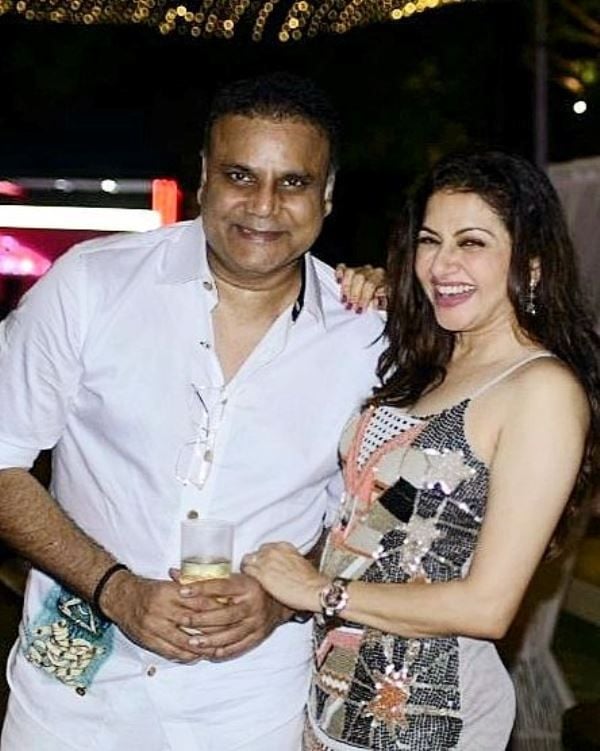 Himalaya Dasani drinking a glass a alcohol