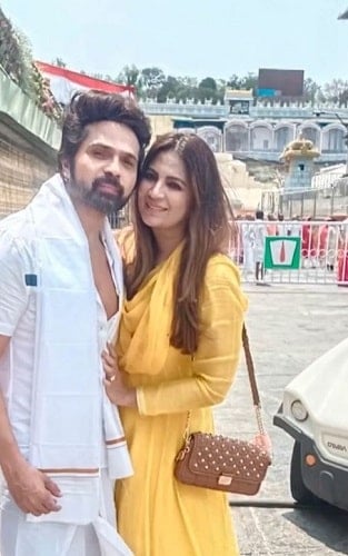 Himesh Reshammiya in a temple