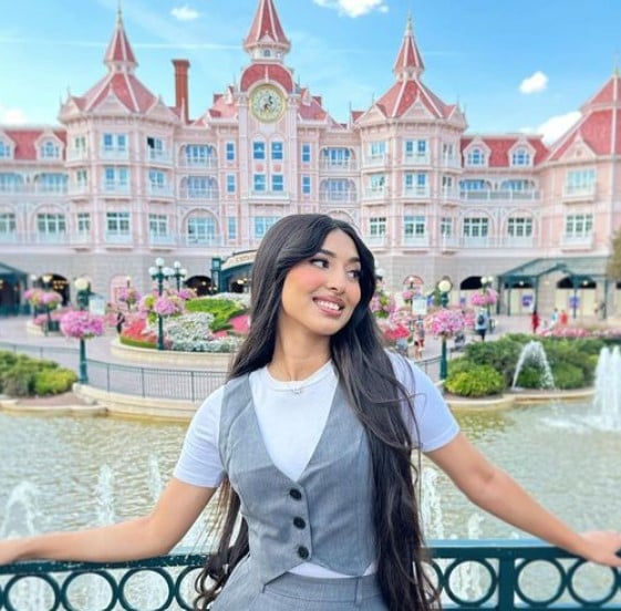 Humna Naeem during a trip