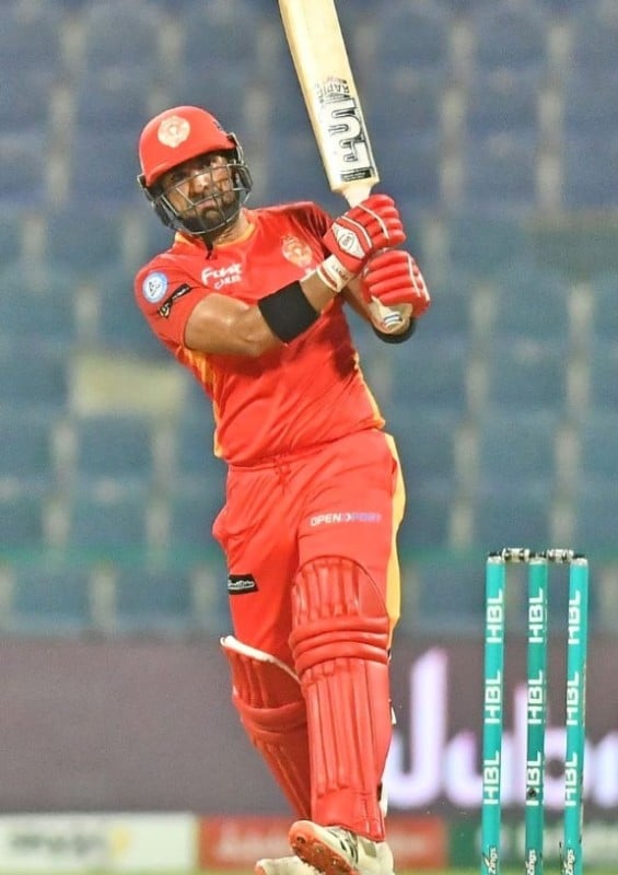 Iftikhar Ahmed playing for Islamabad United in PSL