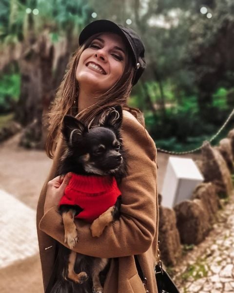 Inês Vilhalva with her pet