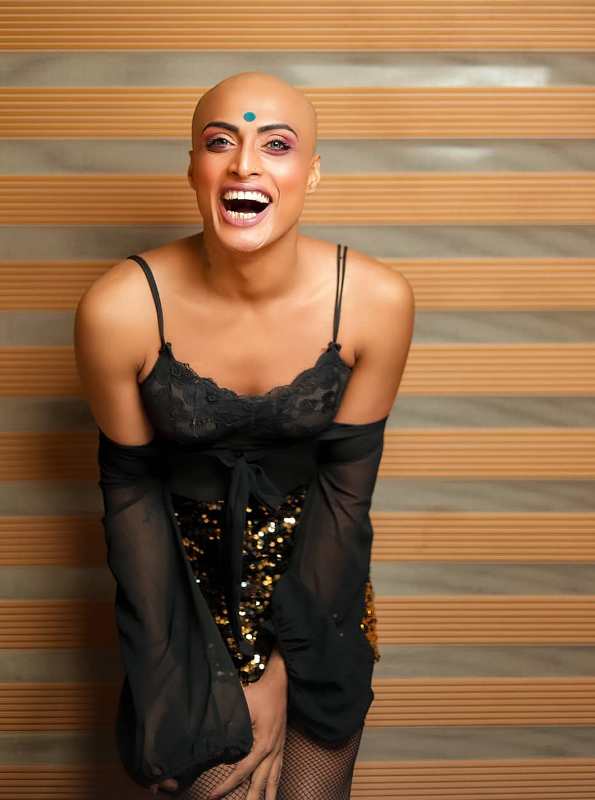 Ivanka Das embracing the bald look