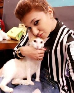 Jasleen Matharu loves cats