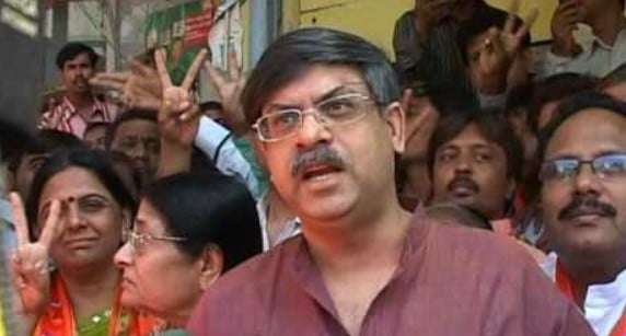 Jayant Advani during a political campaign