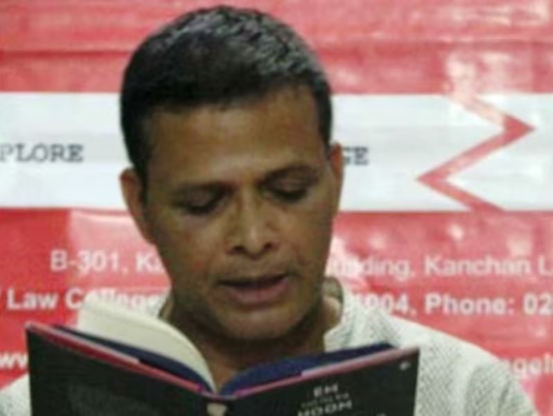 Jerry Pinto during the book reading of Em and the Big Hoom