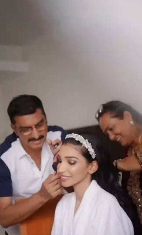 Juhi Godambe with her parents 