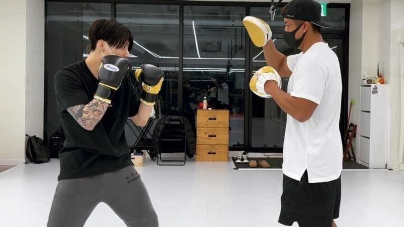 Jungkook while boxing