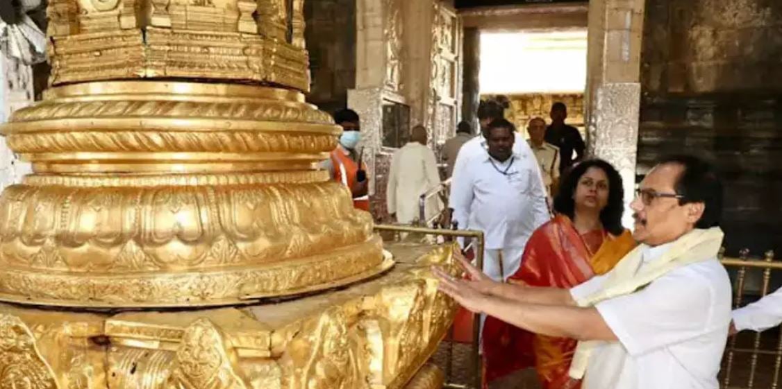 Justice Prashant Kumar Mishra offering prayers at Tirumala Temple