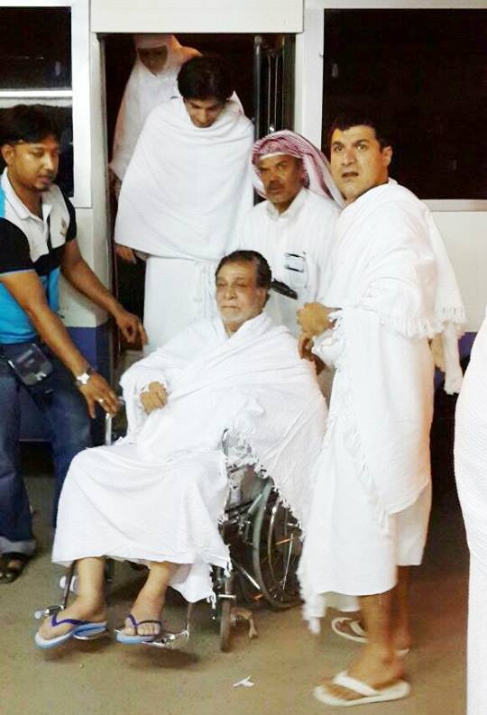 Kader Khan In Makkah For Hajj Pilgrimage