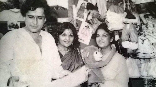 Kamini Kaushal during her puppet show