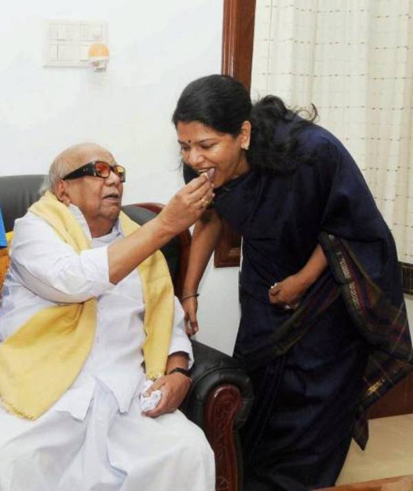Kanimozhi With Karunanidhi