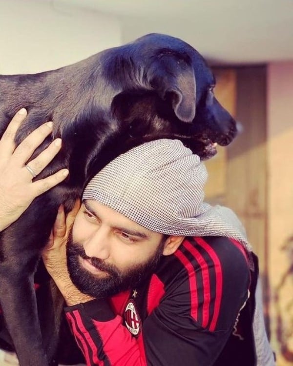 Kapil Kanpuriya with his pet dog
