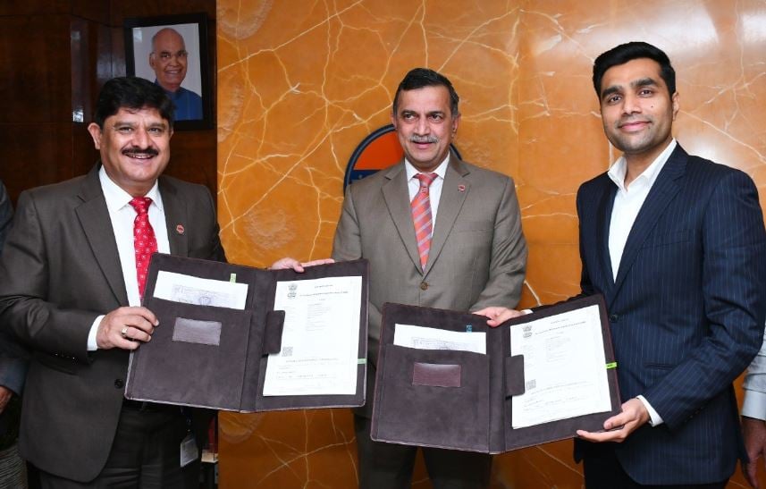 Karan Adani after signing a business deal with Indian Oil Corporation Ltd