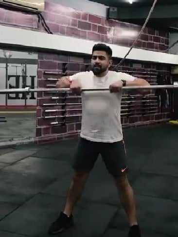 Karan Sehgal while working out at a gym
