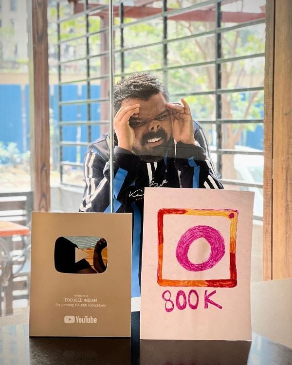 Karan Sonawane after receiving the Silver Creator Award