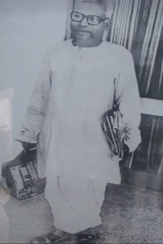 Karpoori Thakur at Chief Minister residence