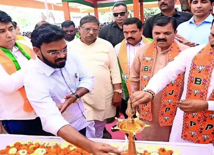 Kashinath Chaudhari joining BJP