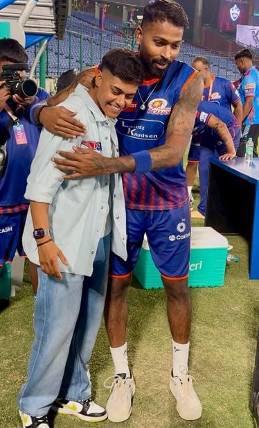Kashvee Gautam with Hardik Pandya