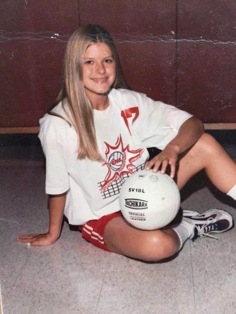 Kate Bolduan played Volleyball at college