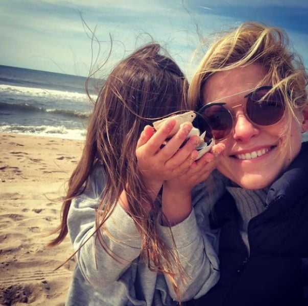 Kate Bolduan enjoying with her daughter on a beach