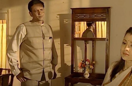 Kay Kay Menon in a still from Pradhan Mantri Time Bomb
