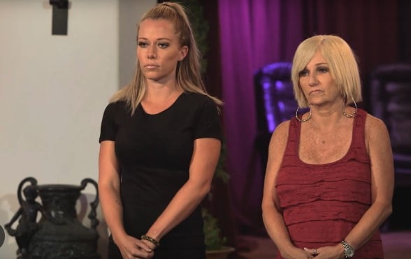 Kendra Wilkinson with her mother in the television show Marriage Bootcamp: Family Edition