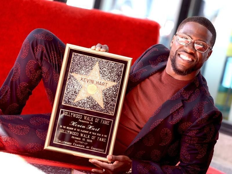 Kevin Hart at the Hollywood Walk of Fame (2016)