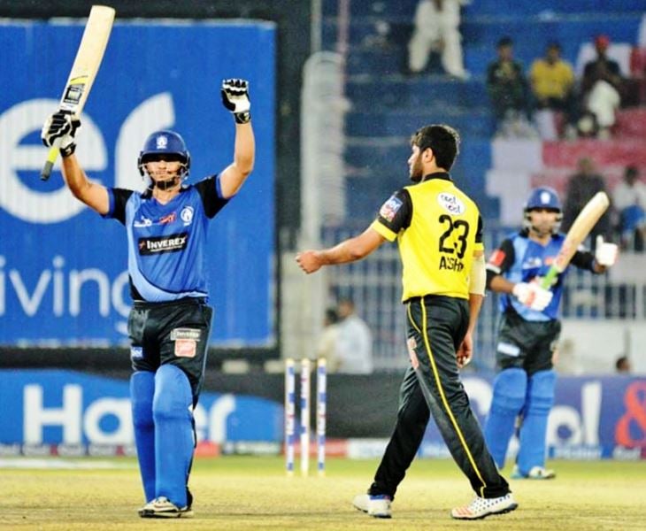 Khalid Latif (left) after smashing an unbeaten 168 runs for Sindh against Khyber Pakhtunkhwa (KPK) during the 2016 Pakistan Cup