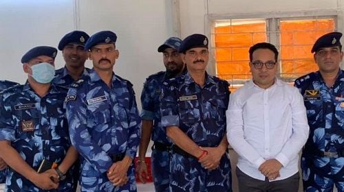 Khushhal Kaushik with army personnel