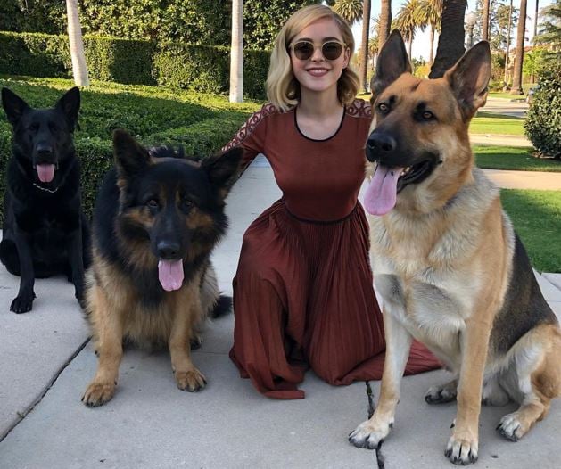 Kiernan Shipka with her dogs