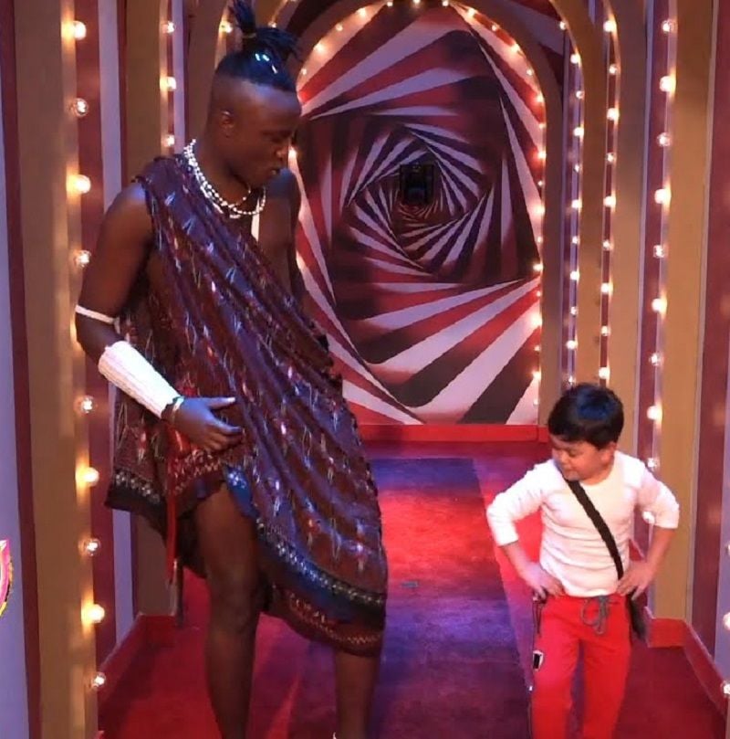 Kili Paul performing with Abdu Rozik in Bigg Boss house
