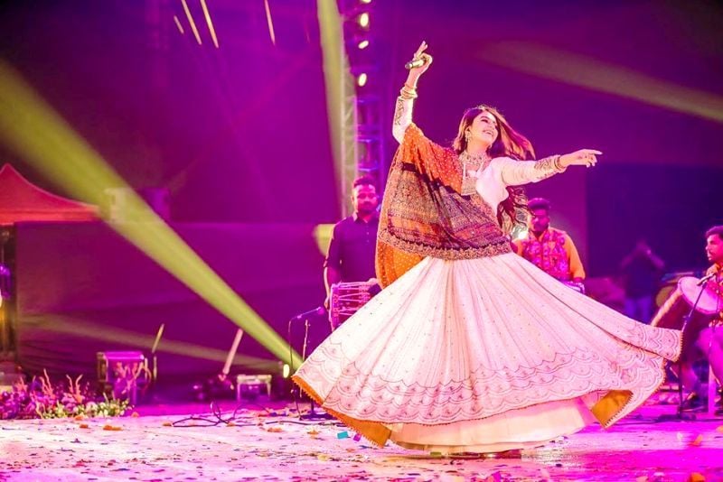 Kinjal Dave Performing Live