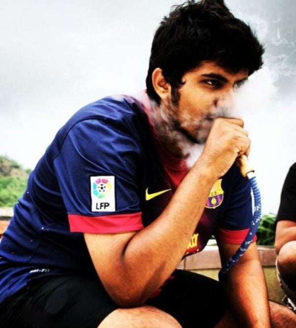 Krish smoking hukkah