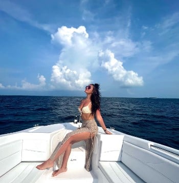 Krishna Shroff enjoying a trip