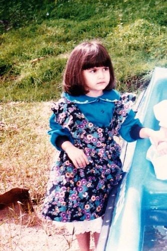 Kriti Kharbanda childhood photo