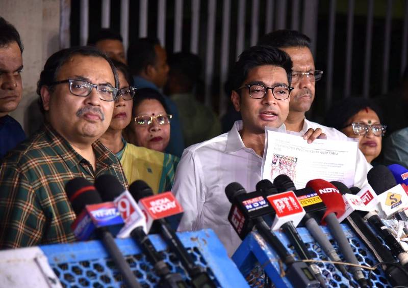 Kunal Ghosh with Abhishek Banerjee during a press conference