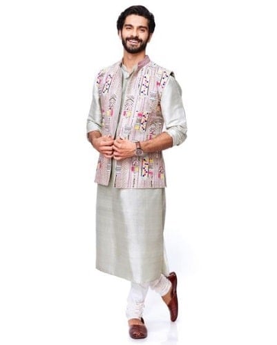 Kunal Thakur modelling for a print advertisement