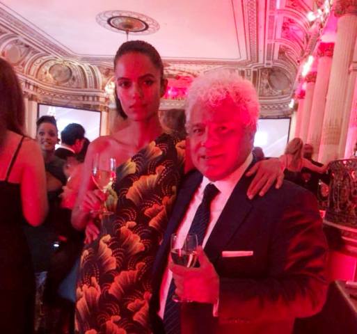 Lakshmi Menon And Suhel Seth With Glasses Of Alcohol
